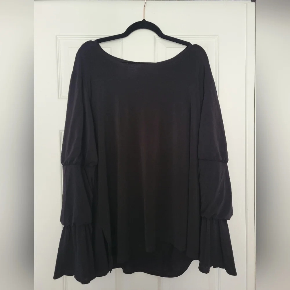 3X  Tulip Sleeve Shirt